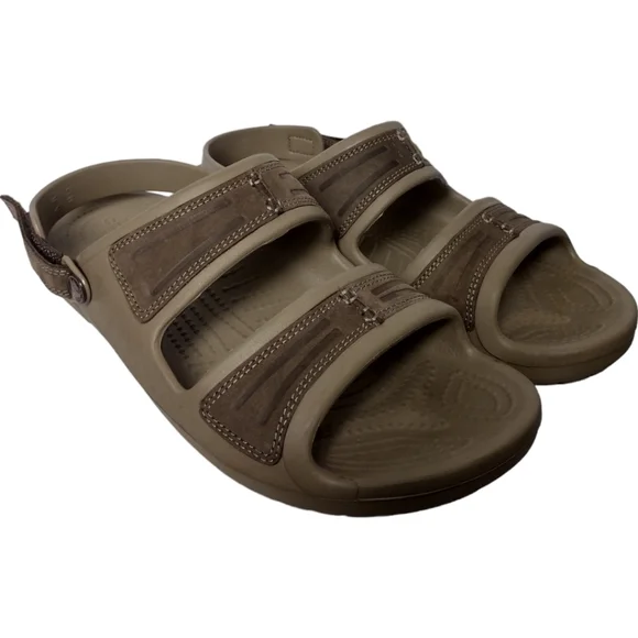Crocs yukon shop two strap sandal